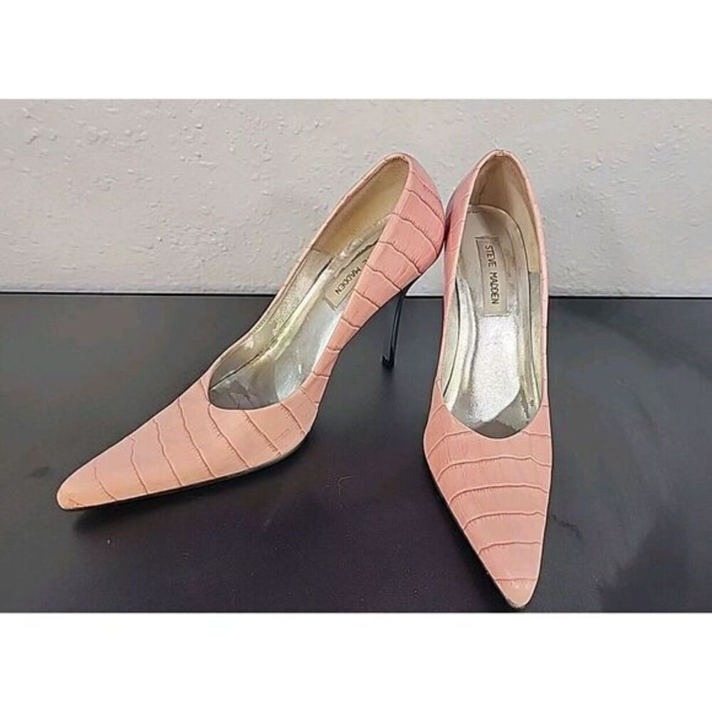 Steve Madden Shoes‎ Tarrah Pink Croc. Print Leather Toe Pumps 8 1/2